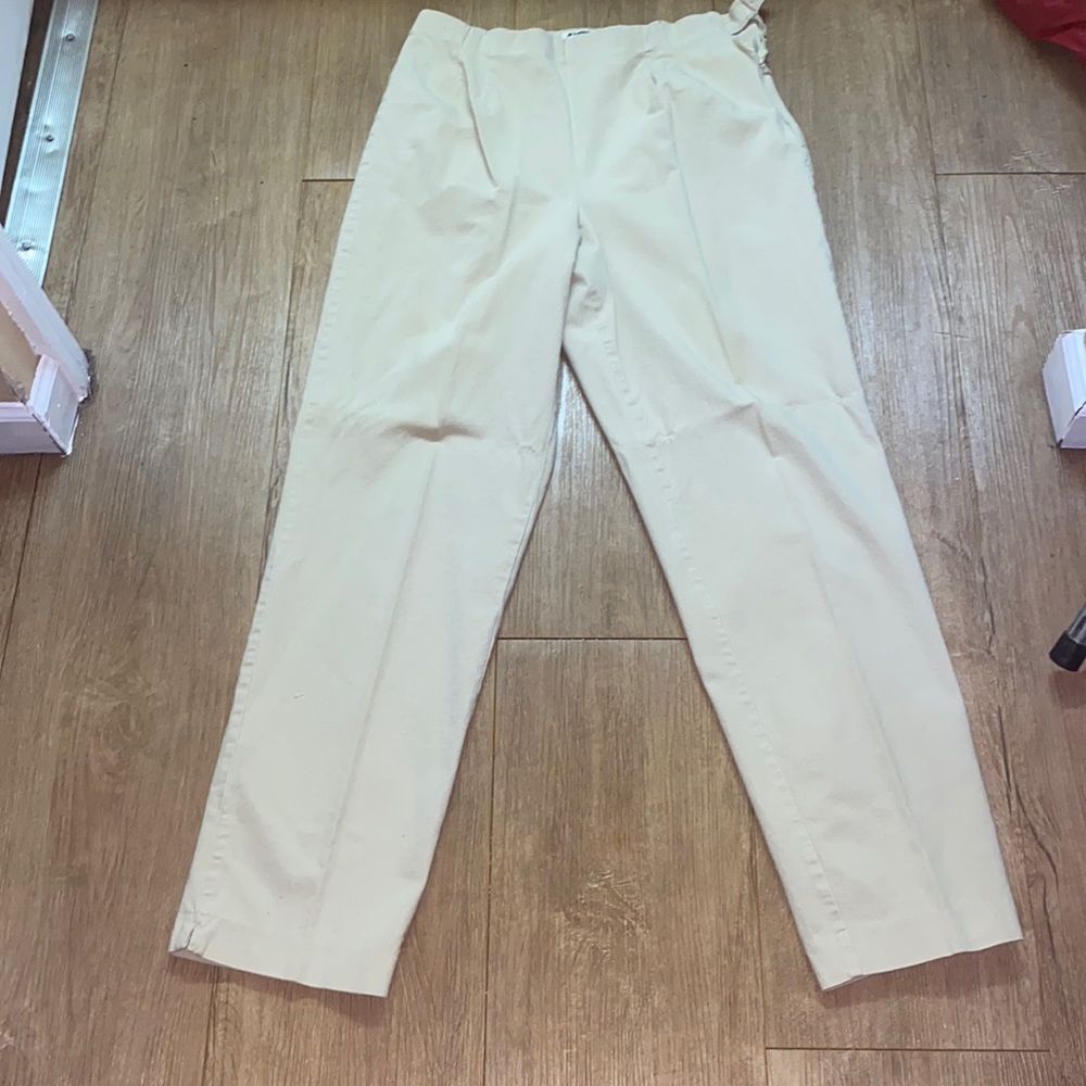 Women’s St.John’s Bay pants.Size 14T Tall/Largo
